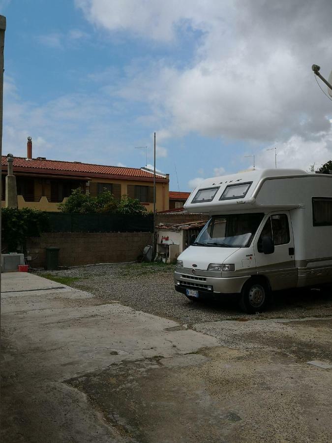 A Casa Di Rossano E Rossella Lägenhet Carbonia Exteriör bild